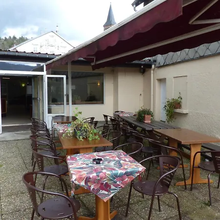 Ancien Bar Restaurant Entre Nous فيلة لو تيلو